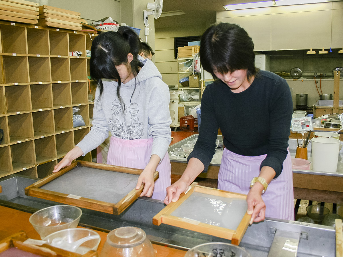 豊田市和紙のふるさと（展示館・和紙工芸館・見本園）