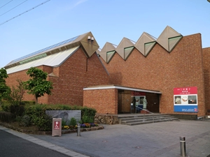 一宮市三岸節子記念美術館