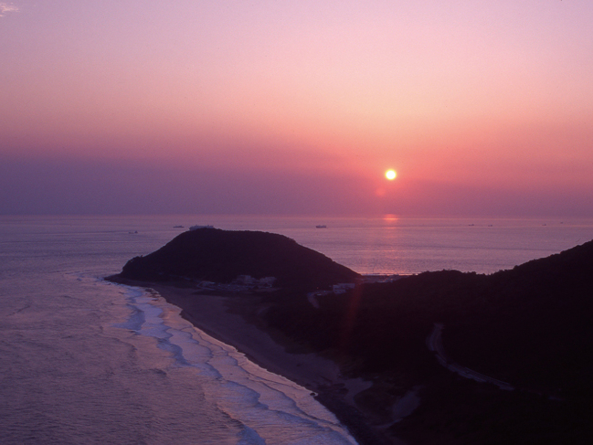 หาดโคอิจิกะฮามะโออิชิ (แปซิฟิกโอเชียนลองบีช)