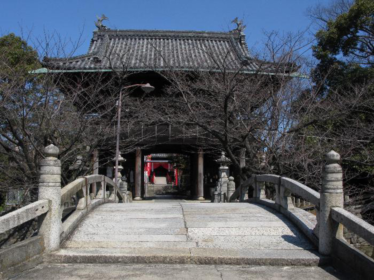 Kasadera Kannon Temple (Ryufukuji Temple)
