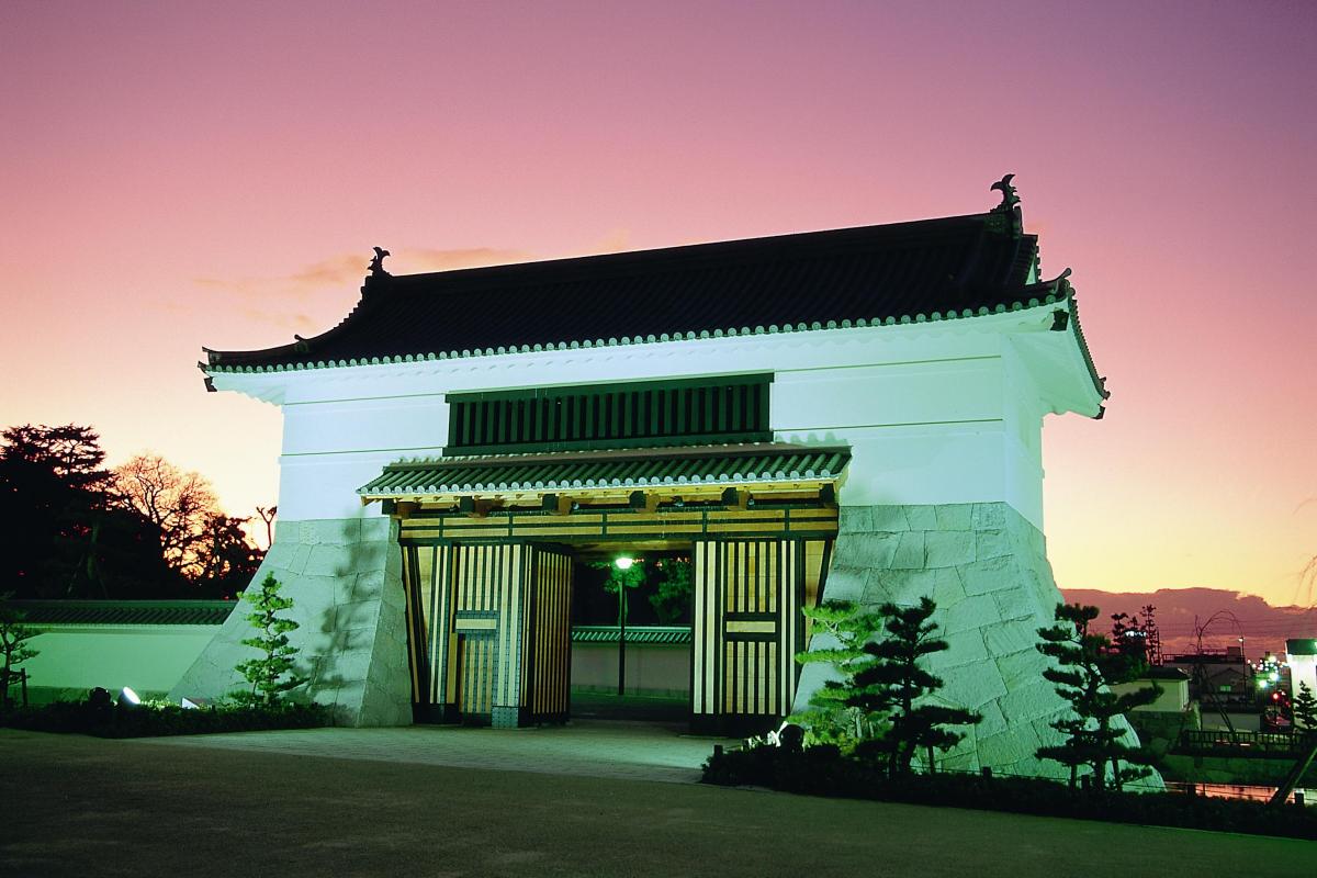 Okazaki Castle / Okazaki Park / Iyeyasu and Mikawa Bushi Museum