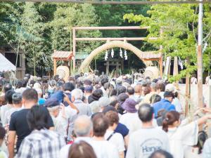 真清田神社　夏越神事（輪くぐり）