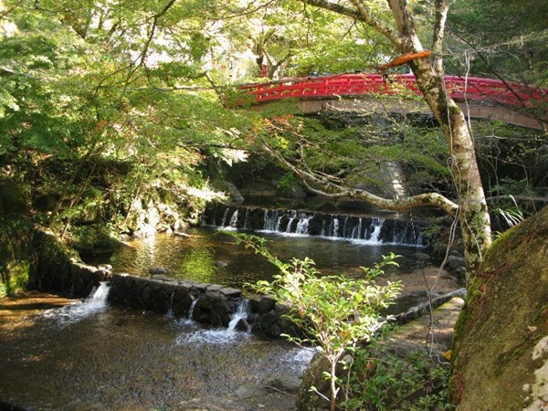 愛知高原國定公園・岩屋堂公園