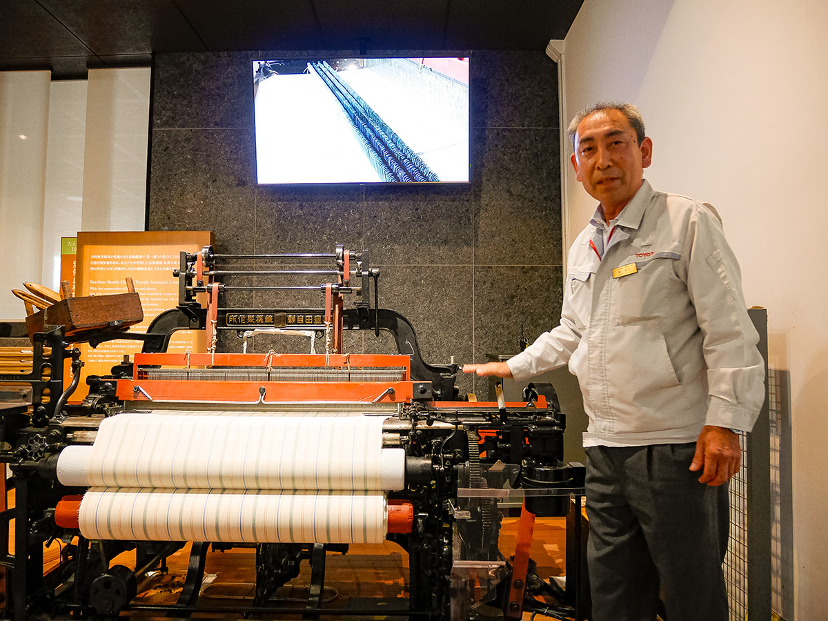 Sakichi Toyoda' revolutionary loom, Toyota's Establishment Exhibit Room (Toyota Kuragaike Commemorative Hall, Toyota-City)